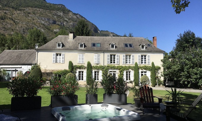 Ayzac-Ost Villa | Magnificent villa with heated pool, jacuzzi and sauna, - 20% july/august