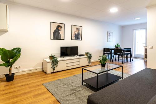 Sants-Badal Apartment | Magnifico apartamento camp nou