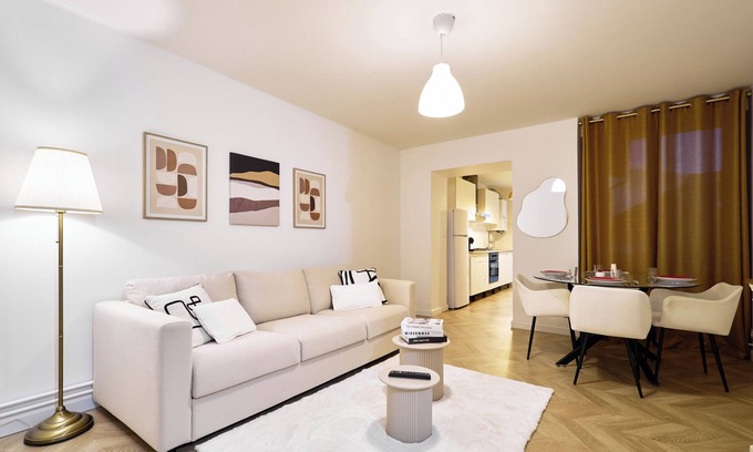 Reims Apartment | Magnifique Appartement dans le Centre-Ville de Reims - Free Parking - Netflix