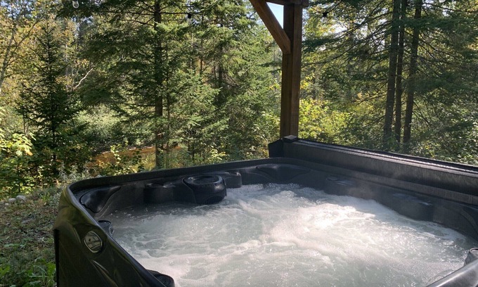 Mauricie Ski Chalet | Magnifique Chalet En Bord De Rivière