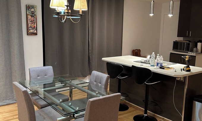 Chateauguay Apartment | Magnifique Condo,air Ouvertes!voiture Electrique Bienvenue!pet Friendly!