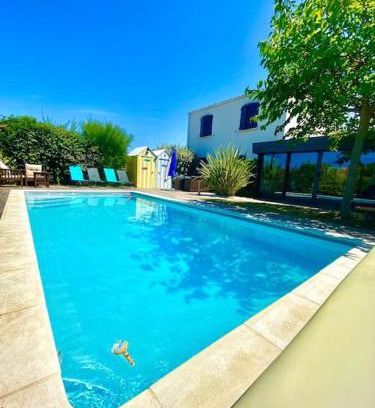 Port-des-Barques Villa | Magnifique maison avec piscine
