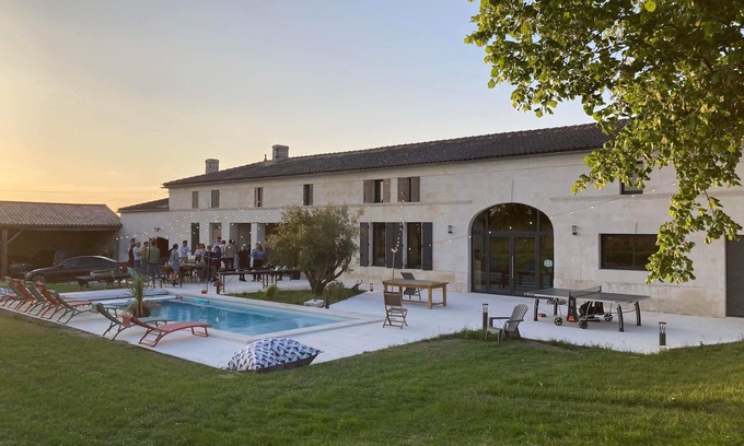 Reaux House | Magnifique Maison DE Campagne AU Milieu DES Vignes Avec Piscine
