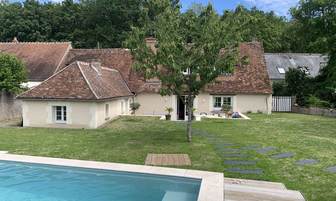 Azay-sur-Cher House | Magnifique Maison du 19ème Siècle Restaurée Avec Gout. Piscine Chauffée