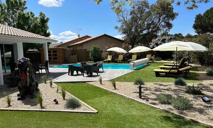 Cazaux Villa | Magnifique Villa 5 Chambres 4 Salles de Bains