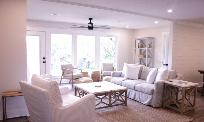 Florence House | Magnolia at The Shoals: Lakefront Home on Wilson Lake