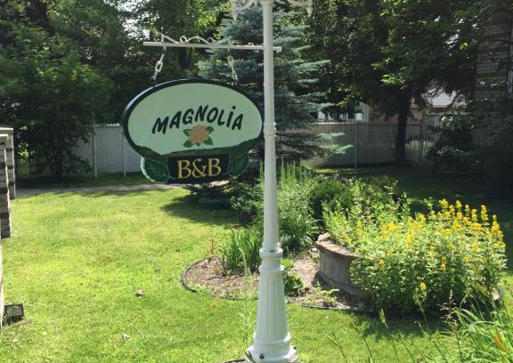 Granby Bed & Breakfast | Magnolia B&B