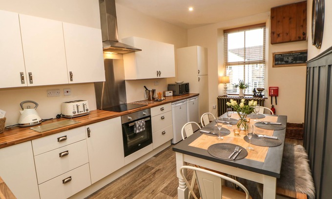Richmond Cottage | Magnolia Cottage