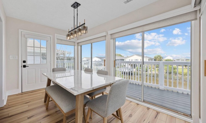 Cherry Grove Beach House | Magnolia House in North Myrtle Beach