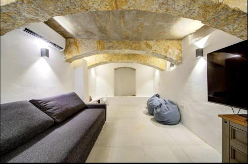 Rabat House | Magnolia