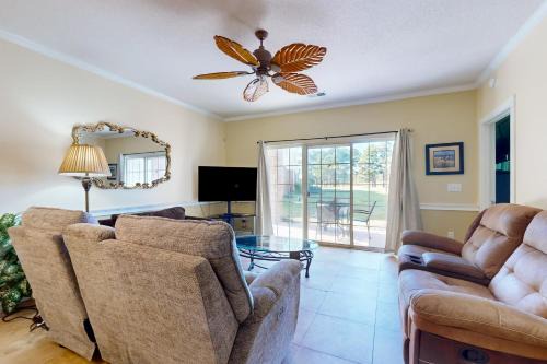 Central Myrtle Beach Apartment | Magnolia North 102