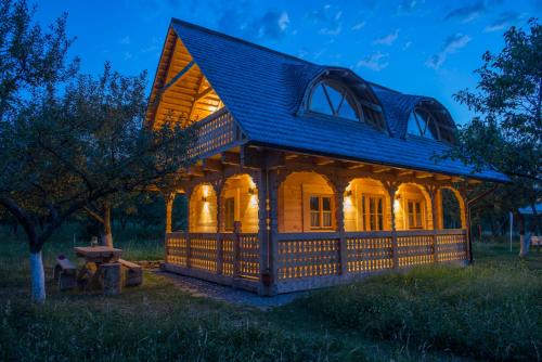Viseu de Sus Ski Chalet | Magnolia Resort Chalets