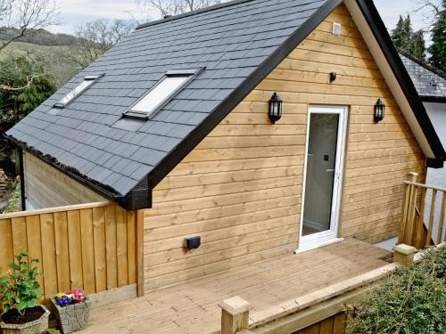 Clearbrook House | Magpie's Rest