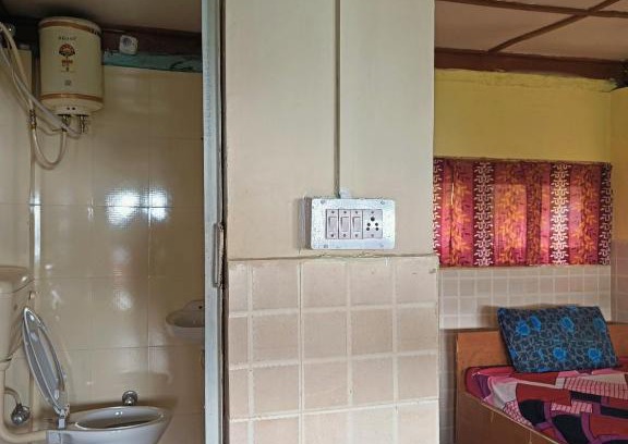 Bhagsu Nag Bed & Breakfast | Maharaj house