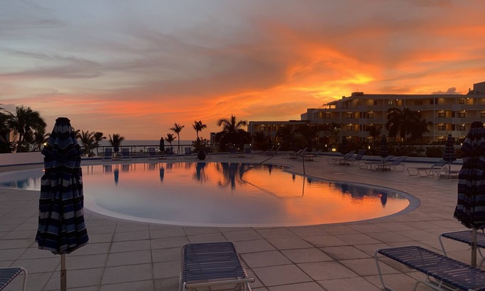 Maho Condo | Maho Royal Islander, La Terrasse 2br 2ba Sleeps 6 Beautiful White Sand Beachn