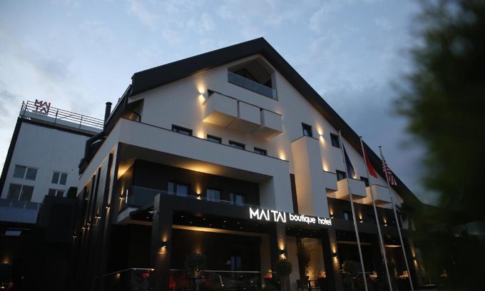 Mjull-Bathore Resort | Mai Tai Resort