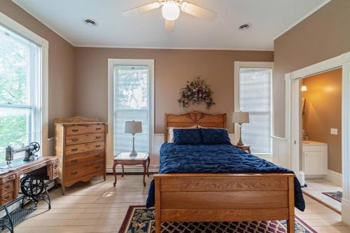 Fairbury House | Maid's Quarters