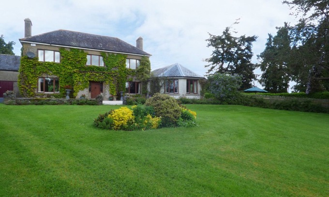 Ninemilehouse House | MAIFIELD, pet friendly in Carrick-On-Suir, County Tipperary