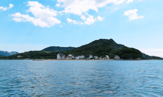 Momoshima House | Main building 2 bedroom apartment / Onomichi Hiroshima