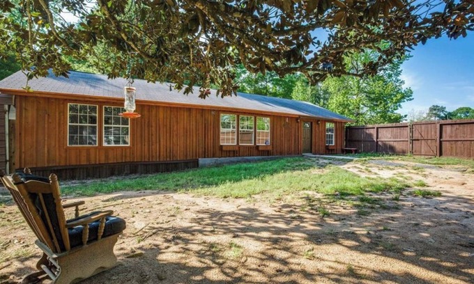 Willis Cabin | Main Cabin Three brothers Ranch