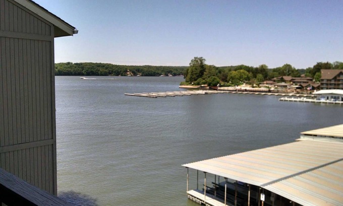Osage Beach Condo | Main channel view! Close to attractions!