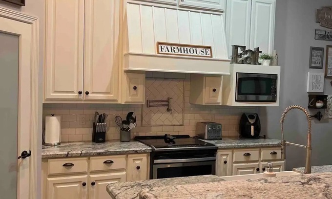 Edinburg House | Main House Listing 3BD/2BAnn