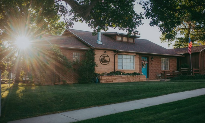 Blanding House | Main Street Manor