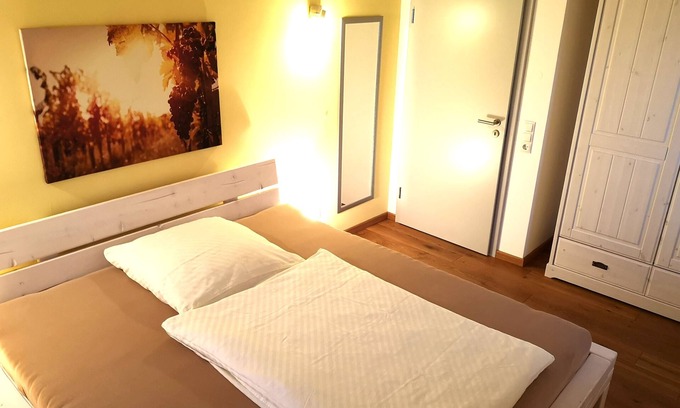Kitzingen Apartment | Main vacation in the vineyard