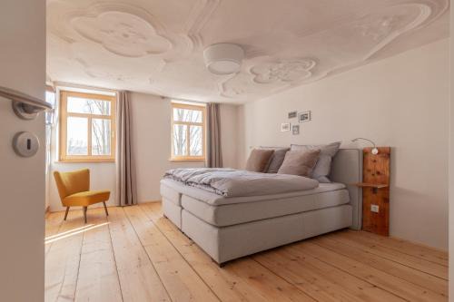 Margetshoechheim House | maindrei - schlafen am fluss