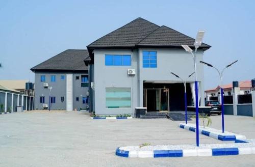 Ibadan Hotel | Mainstay Luxury Hotel