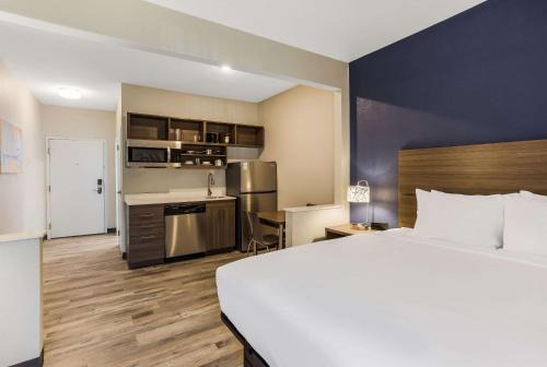 Bourbonnais Hotel | MainStay Suites Bourbonnais - Kankakee