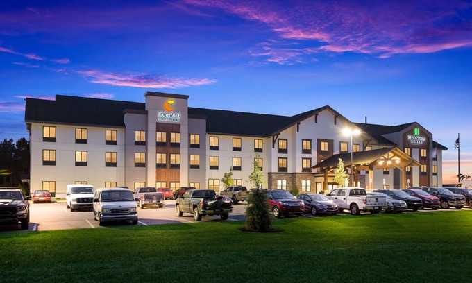 Gaylord Hotel | MainStay Suites Gaylord