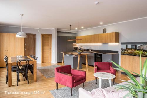 Liberty Avenue Apartment | Maironis apartment 2
