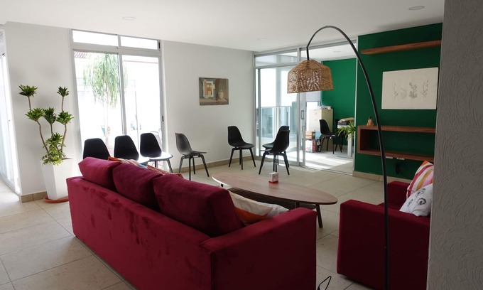 La Paz House | Maison lapinou