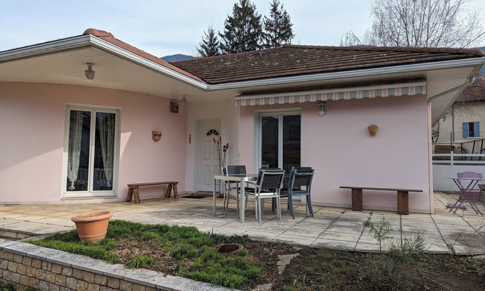 Saint-Georges-de-Commiers House | Maison Idéale Pour Visiter le sud Isère en Famille ou Entre Amis