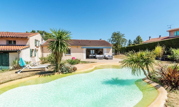 Sainte-Foy-d'Aigrefeuille House | Maison Gasparou - - Four Bedroom House, Sleeps 9