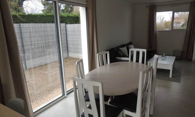 Saint-Urbain House | Maison à 15 Minutes de la mer