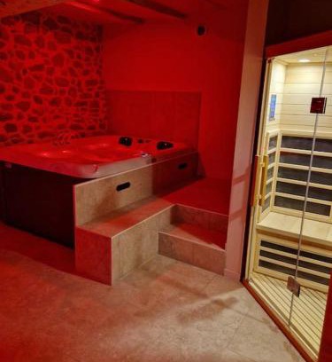 Saint-Victurnien House | Maison 2 à 4 pers Spa Sauna