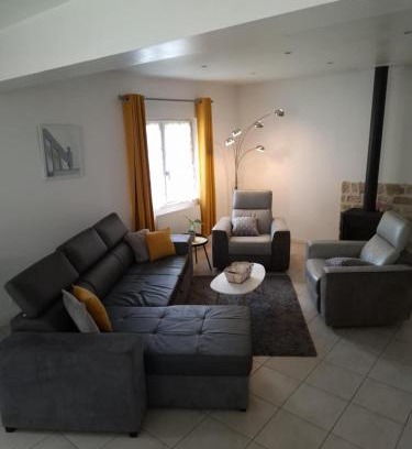 Hermes House | maison 2 chambres 4 lits 15mn Aéroport de Beauvais 5mn du château de la trye