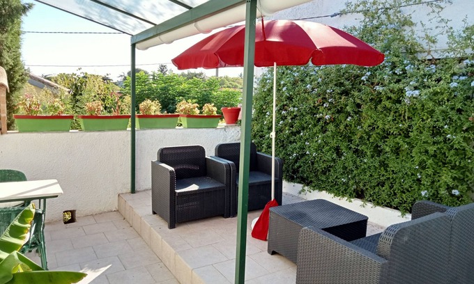 Mont Duplan House | Maison 2 Personnes Avec Garage Terrasse 5 Minutes Tour Magne/proche Centre Ville