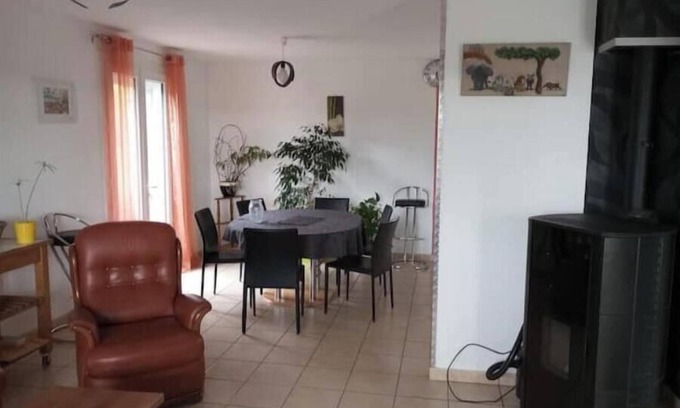 Billom House | Maison 6 Personnes Billom