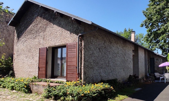 Lanobre House | Maison a 2 pas des Volcans