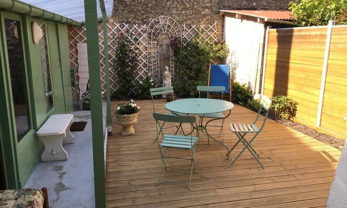 La Chapelle-Montligeon House | Maison au Coeur du Célèbre Village de la Chapelle Montligeon