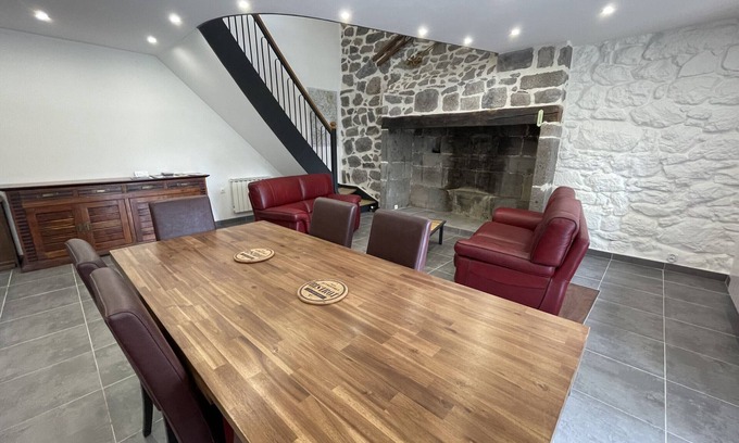 Laveissiere House | Maison au coeur des Volcans d'Auvergne
