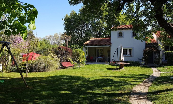 Gardanne Villa | Maison au sud D'aix-en-provence, Calme Absolu, 8/10 Couchages, 20 Min. de la mer