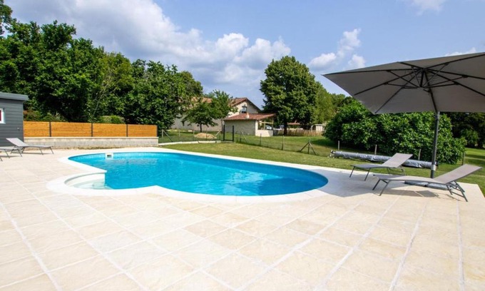 Agonac House | Maison Authentique avec Piscine, Étang Privatif et Confort Moderne en Dordogne - FR-1-616-332