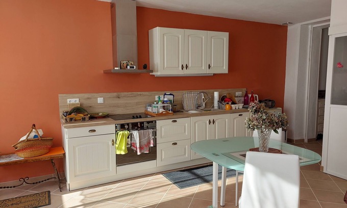 Saint-Dolay House | Maison Avec Chambre et Jardin