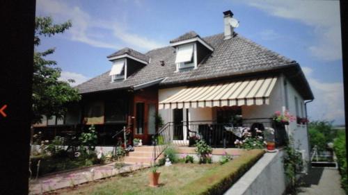 Rignac House | Maison avec véranda proche du centre ville