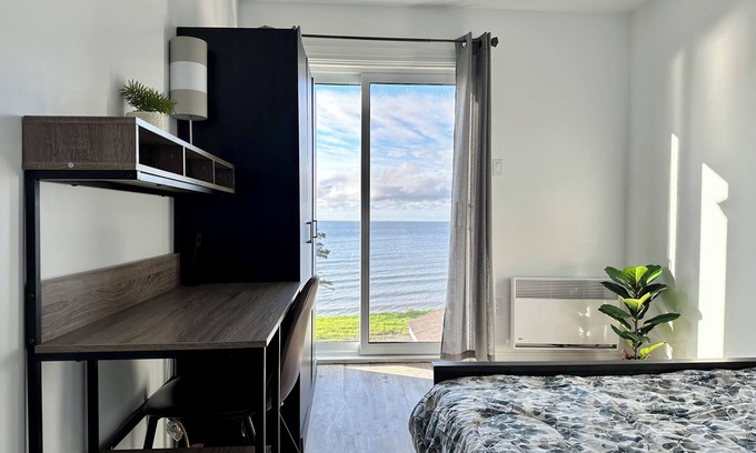 Pabos House | Maison avec vue sur la mer