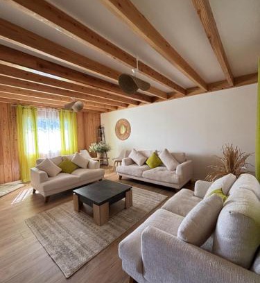 La Plaine des Cafres House | Maison Blanche du Volcan - Avec piscine intérieure chauffée